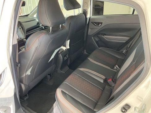 Used 2024 Subaru Crosstrek 2.5i Limited w/ Crosstrek Mirror Package image 16