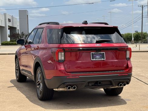 Certified 2025 Ford Explorer ST AWD/4WD image 6