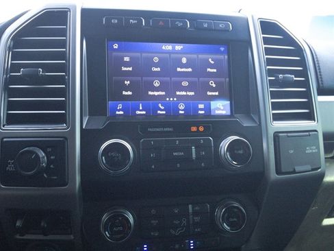Used 2021 Ford F250 Platinum w/ FX4 Off-Road Package AWD/4WD image 22