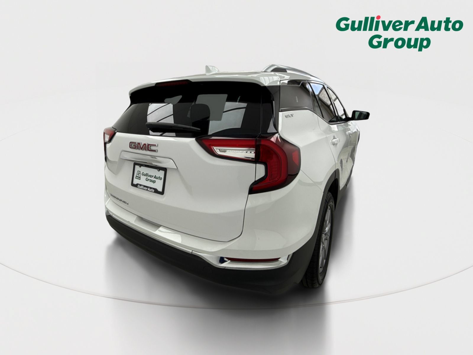 Used 2024 GMC Terrain SLT FWD image 8