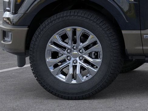 New 2025 Ford F150 King Ranch w/ FX4 Off-Road Package image 19