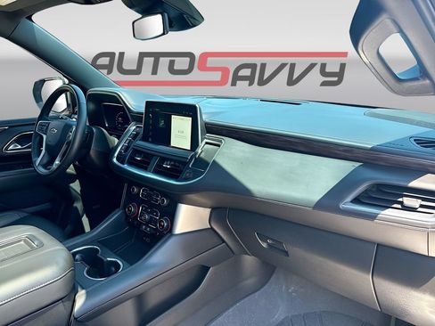 Used 2023 Chevrolet Tahoe Z71 w/ Luxury Package AWD/4WD image 31