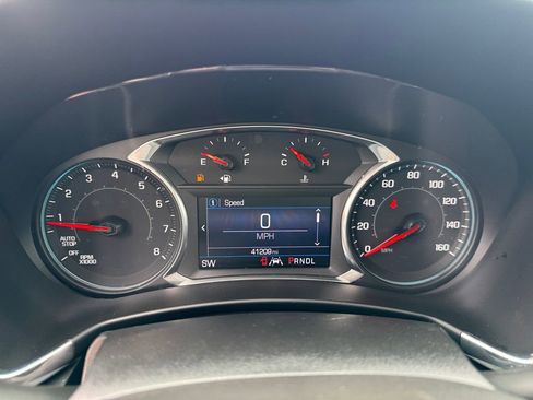 Used 2020 Chevrolet Equinox LT FWD image 18