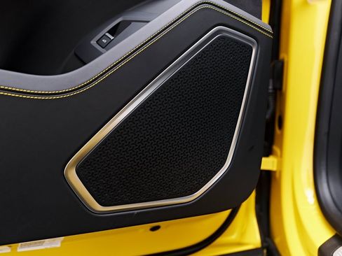 Used 2021 Lamborghini Urus image 39