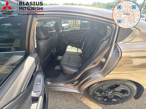 Used 2022 Subaru Legacy Limited AWD/4WD image 32