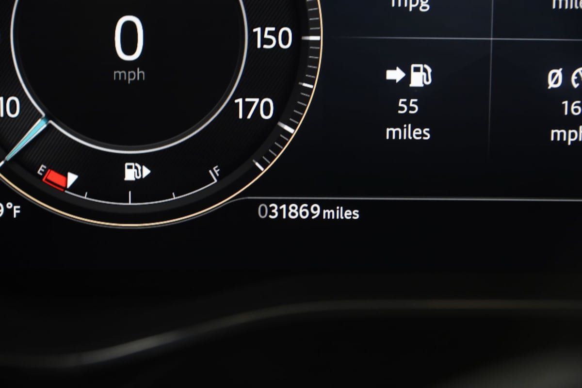 Used 2024 Jaguar F-PACE R-Dynamic S AWD/4WD image 37