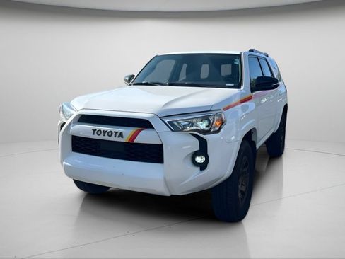 Used 2023 Toyota 4Runner 40th Anniversary SE AWD/4WD image 12