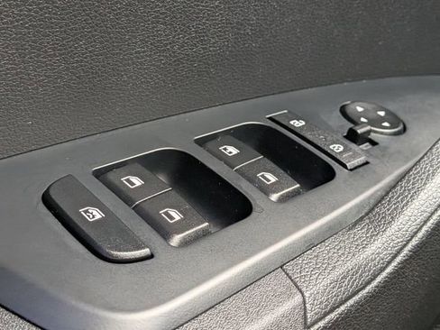 Used 2025 Kia Sportage LX image 25