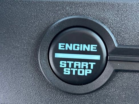 New 2025 Ford Bronco Badlands AWD/4WD image 13