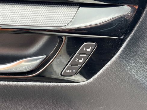 Used 2024 Honda CR-V Sport Touring image 22