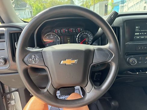 Used 2018 Chevrolet Silverado 1500 Custom w/ Custom Value Package image 13