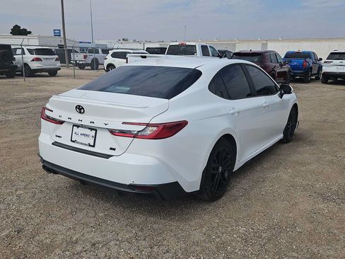 Used 2025 Toyota Camry SE w/ Multimedia Upgrade Package FWD image 8