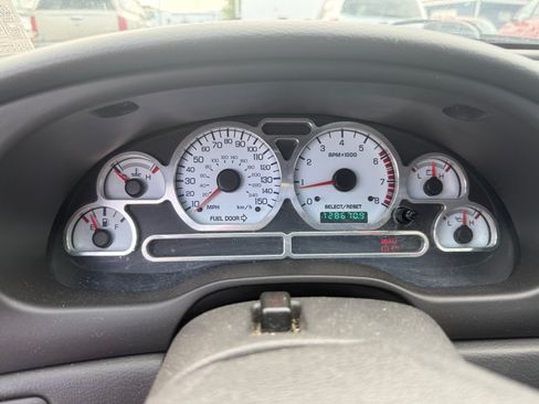 Used 2003 Ford Mustang GT RWD image 11