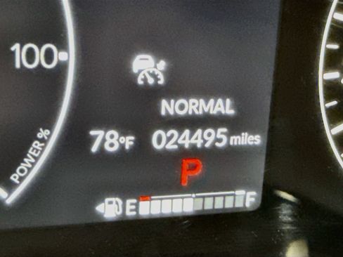 Used 2024 Honda CR-V Sport Touring image 4