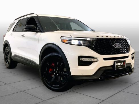 Used 2023 Ford Explorer ST w/ Equipment Group 401A AWD/4WD image 2