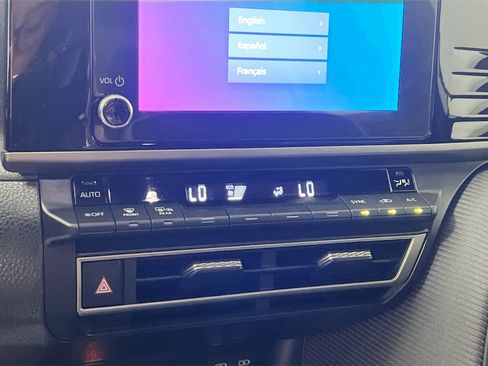 Used 2025 Toyota Camry SE FWD image 26