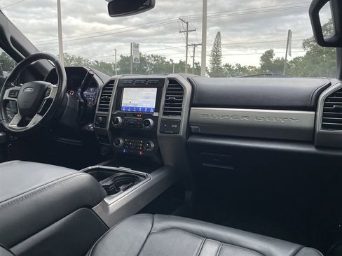 Used 2020 Ford F350 Platinum w/ FX4 Off-Road Package AWD/4WD image 12