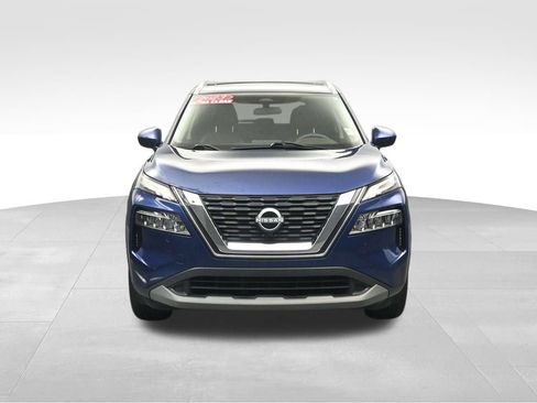 Used 2023 Nissan Rogue SV w/ SV Premium B Package FWD image 8