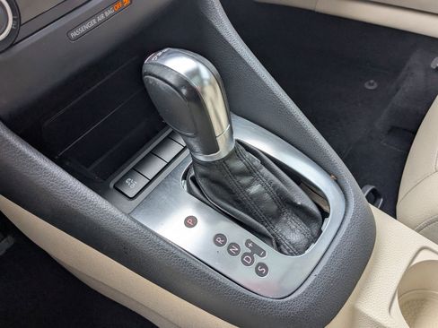 Used 2013 Volkswagen Jetta TDI image 24