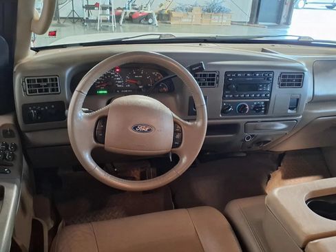 Used 2003 Ford F350 Lariat RWD image 15