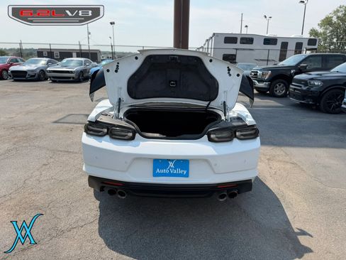 Used 2022 Chevrolet Camaro SS RWD image 31