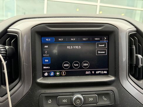 Used 2021 Chevrolet Silverado 1500 Custom Trail Boss w/ LPO, Dark Essentials Package AWD/4WD image 9
