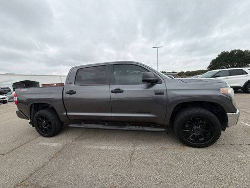 Used 2021 Toyota Tundra SR5 AWD/4WD image 3