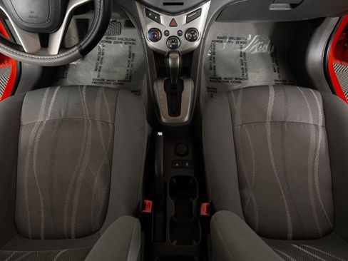 Used 2012 Chevrolet Sonic LT image 37