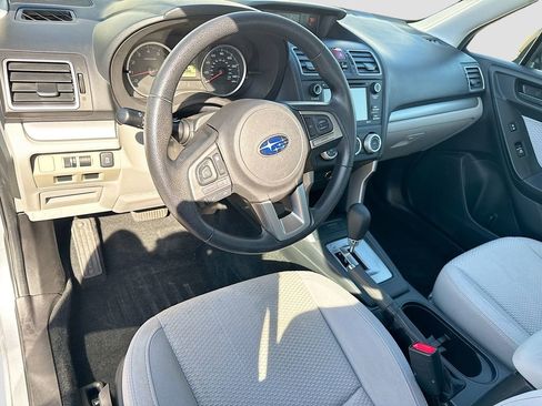 Used 2018 Subaru Forester 2.5i w/ Alloy Wheel Package image 10