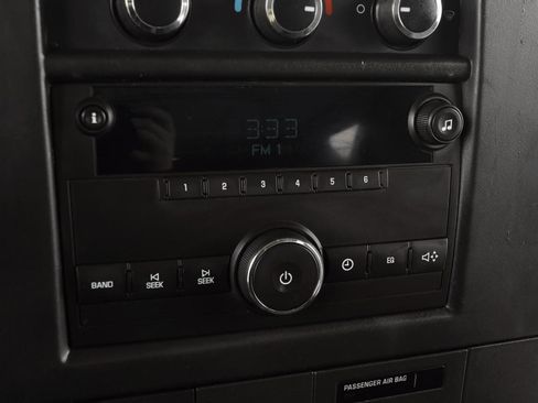 Used 2014 GMC Savana 1500 image 22