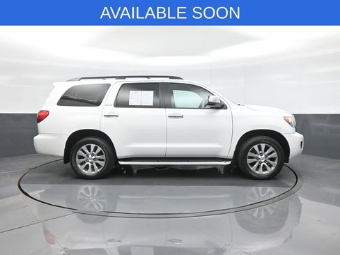 Used 2017 Toyota Sequoia Limited image 8