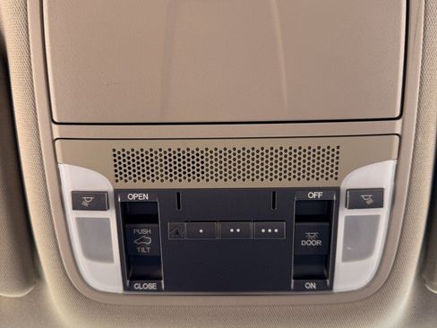 Used 2014 Acura MDX FWD image 35