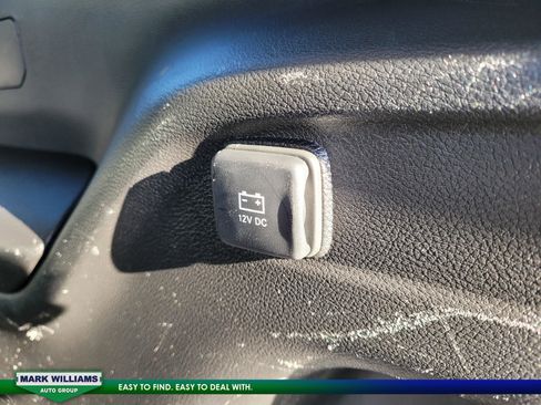 Used 2024 Jeep Grand Cherokee L Laredo image 30