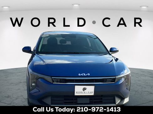 Used 2025 Kia K4 EX FWD image 3