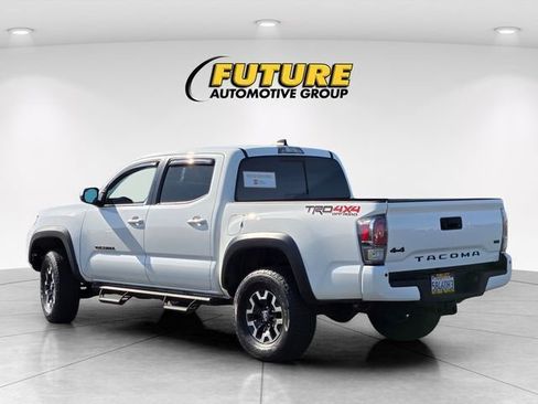 Certified 2021 Toyota Tacoma TRD Off-Road w/ Technology Package AWD/4WD image 7
