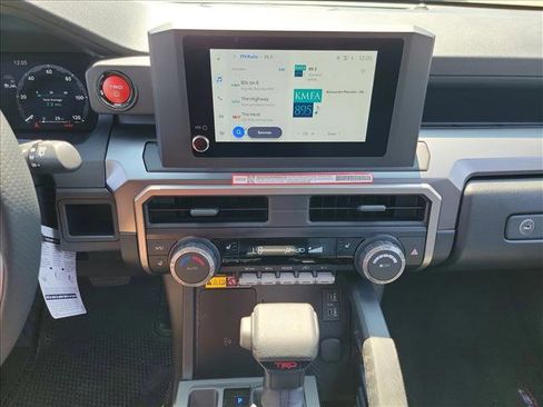 Used 2025 Toyota 4Runner 4WD image 21