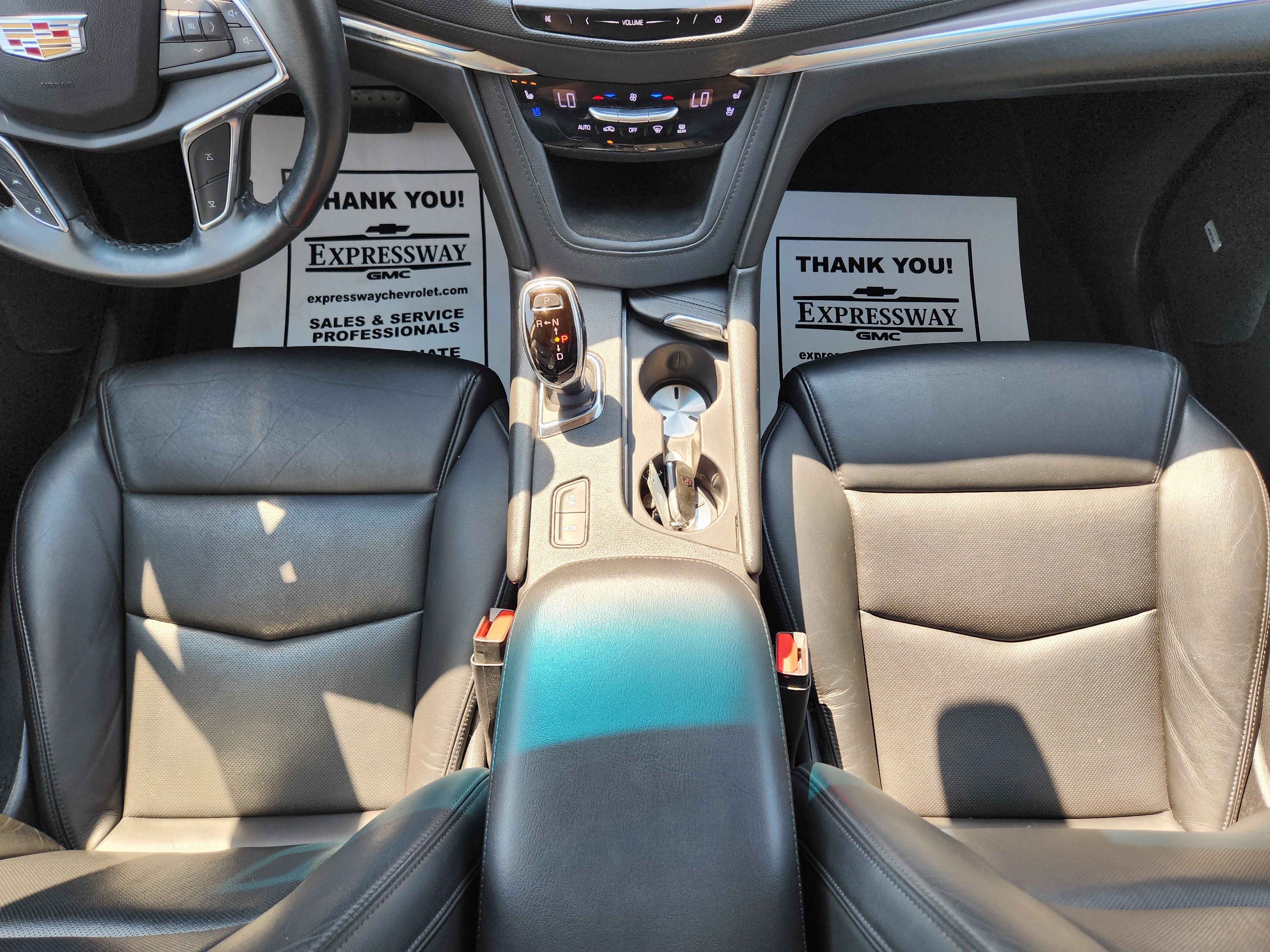 Used 2019 Cadillac XT5 Premium Luxury FWD image 17