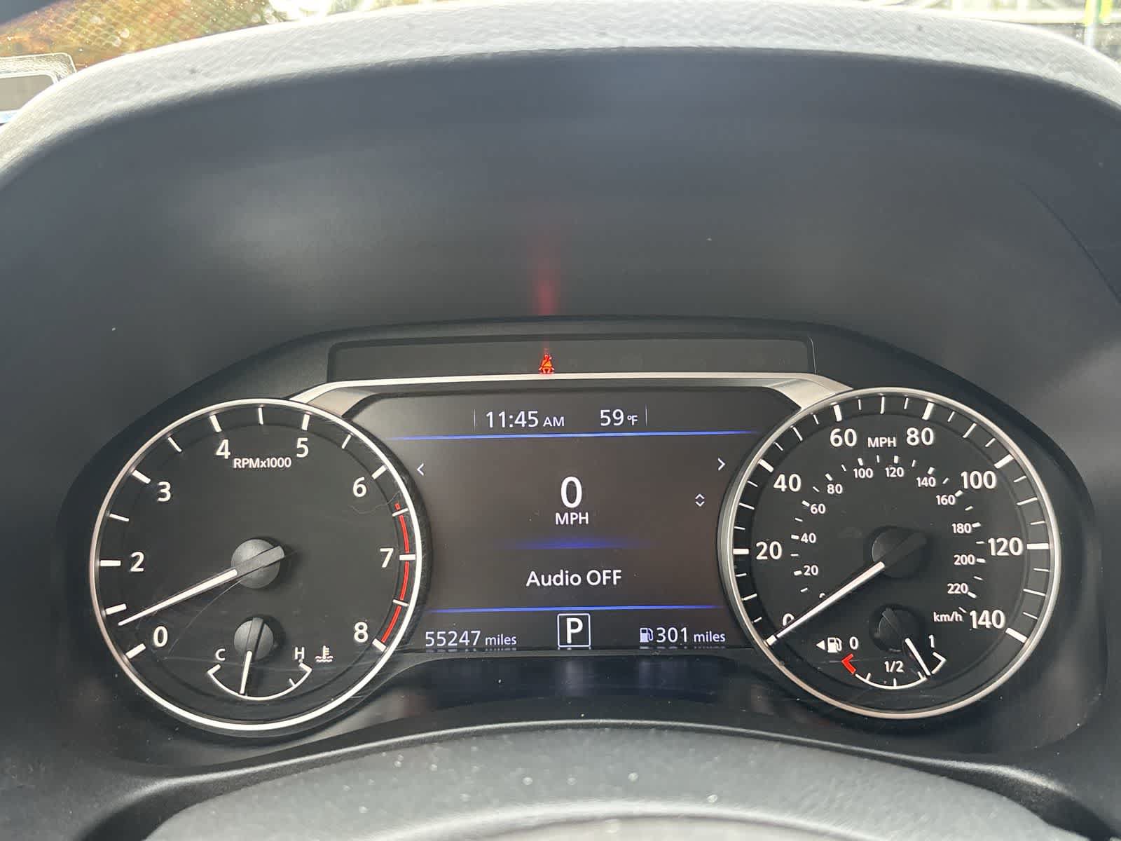 Used 2024 Nissan Altima 2.5 SV FWD image 9