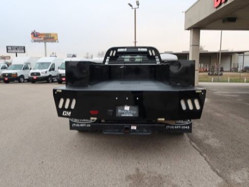 Used 2024 RAM 5500 Tradesman w/ Chrome Appearance Group image 5