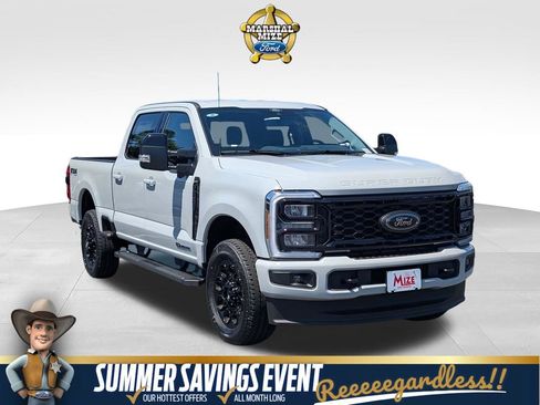 New 2026 Ford F250 Lariat w/ Black Appearance Package AWD/4WD image 1
