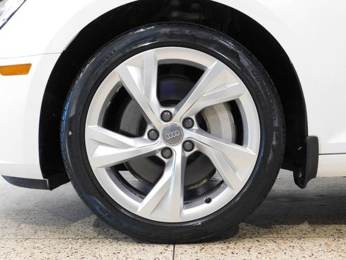 Used 2019 Audi A4 2.0T AWD/4WD image 17