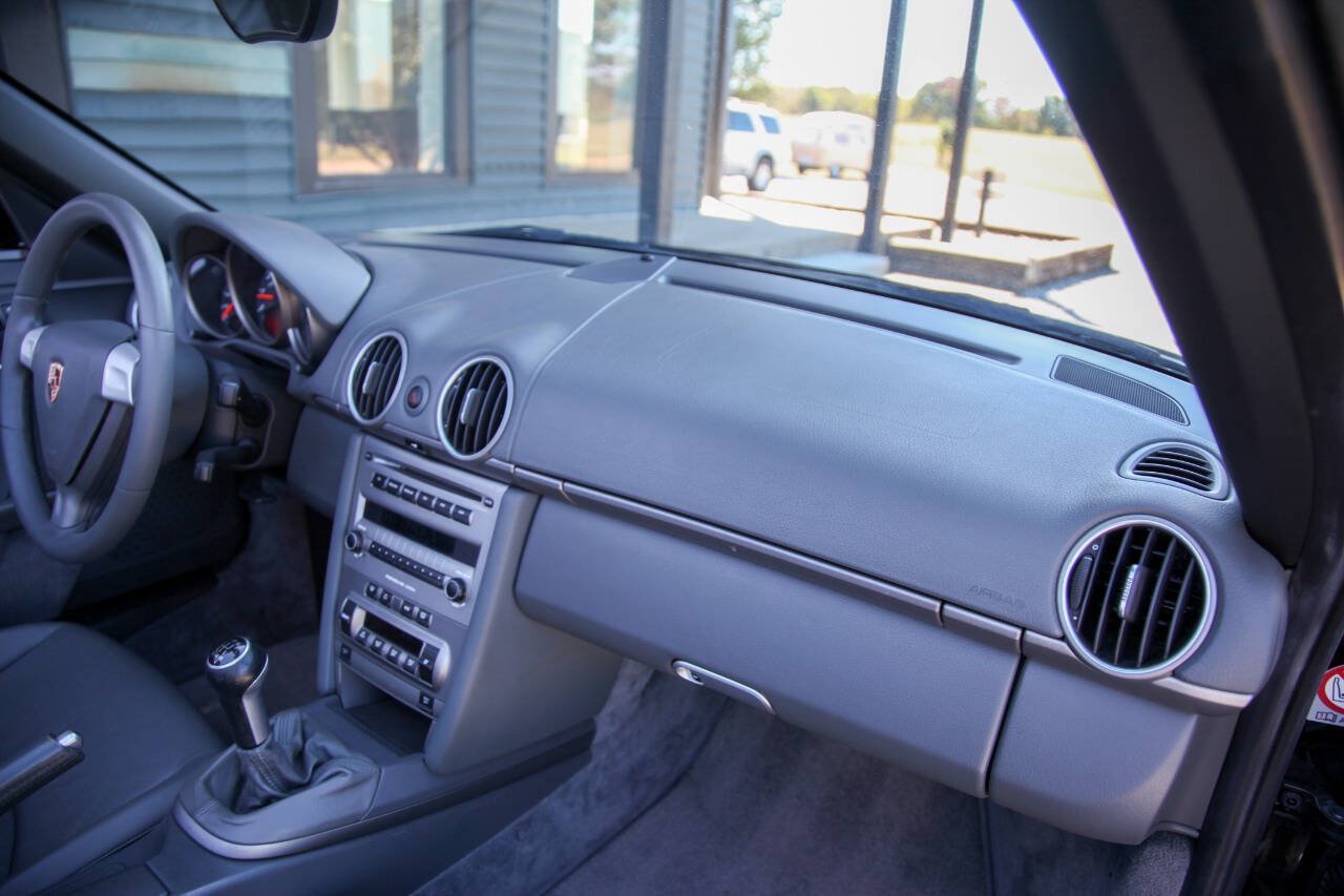 Used 2005 Porsche Boxster RWD image 47