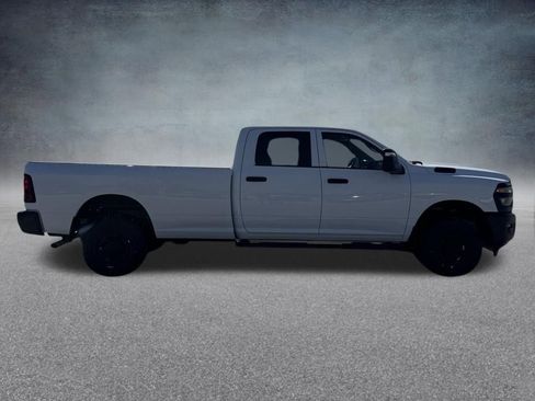 New 2026 RAM 2500 Tradesman AWD/4WD image 4