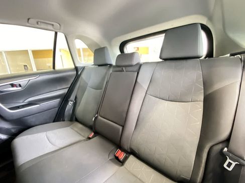Used 2024 Toyota RAV4 XLE w/ Convenience Package AWD/4WD image 25