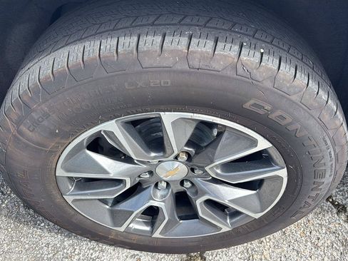Used 2024 Chevrolet Tahoe LT RWD image 10