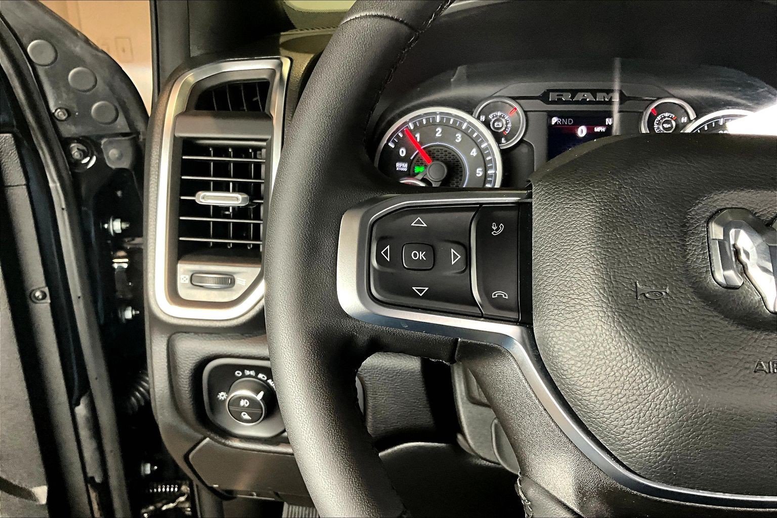 Used 2026 RAM 2500 Big Horn AWD/4WD image 12