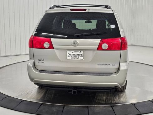 Used 2006 Toyota Sienna LE image 4