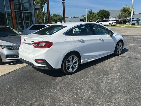 Used 2016 Chevrolet Cruze Premier FWD image 3