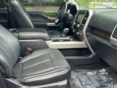 Used 2018 Ford F150 Lariat w/ Equipment Group 502A Luxury AWD/4WD image 16