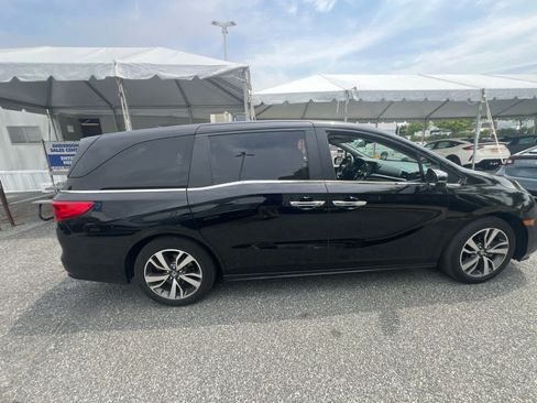 Used 2023 Honda Odyssey Touring image 9